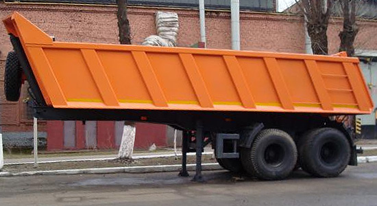 Вывоз и уборка снега в Петергофе: аренда самосвалов и полуприцепов большой объем снега вывезти в Петергофе